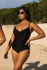 Kaia Maillot (Onyx)