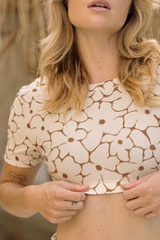 Hailey Sleeved Cropped Top (Sundown/Pecan)