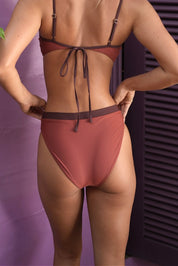 Yuri Bottom (Terra)